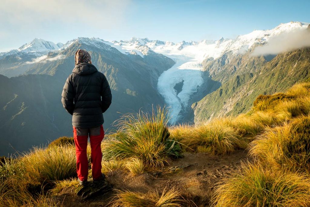 30 Photos From New Zealand That Will Turn You Into an Outdoor Person 7 Alex Knob Hike New Zealand 7