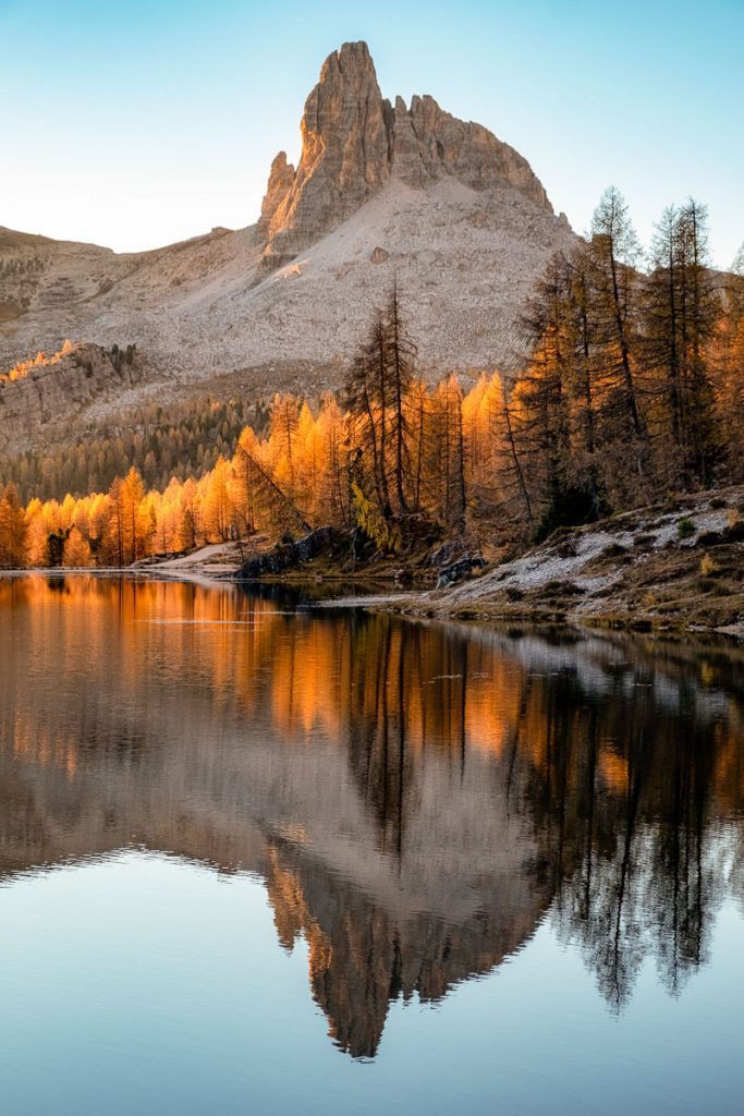 12 Beautiful Fall Photography Locations In The Italian Dolomites 16 Croda Da Lago Circuit 10