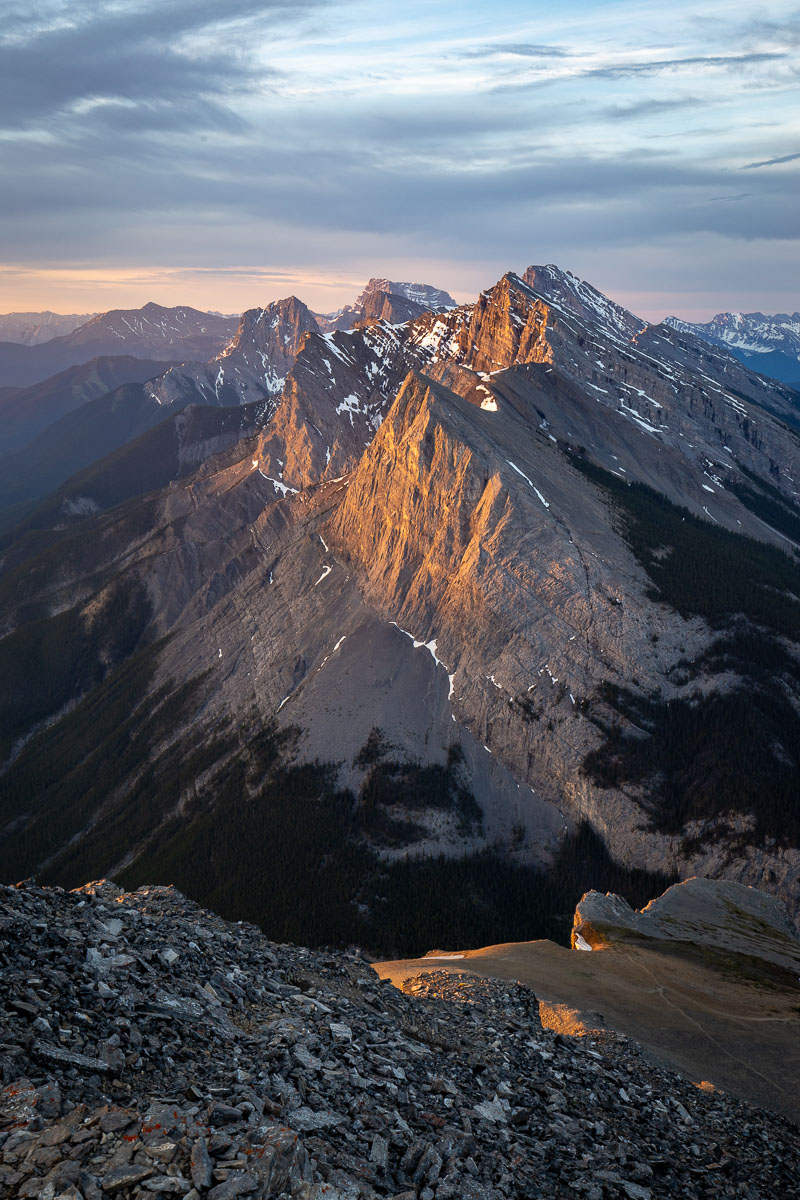 14 Day Hikes with Jaw-Dropping Views in Canmore and Kananaskis Country 12 EEOR 19