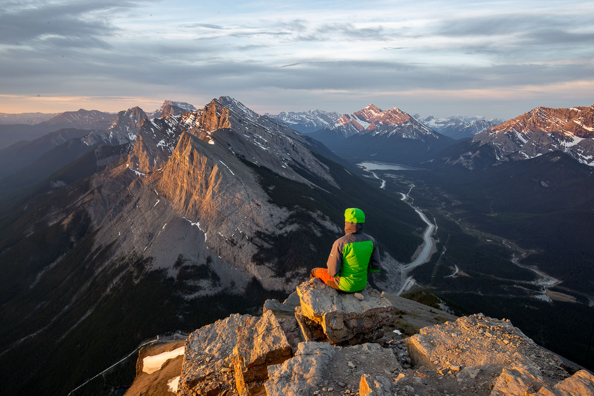 14 Day Hikes with Jaw-Dropping Views in Canmore and Kananaskis Country 15 EEOR 22