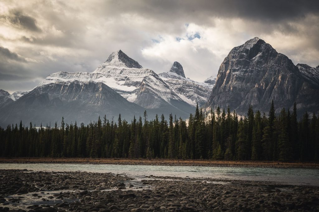 Icefields Parkway Road Views 15
