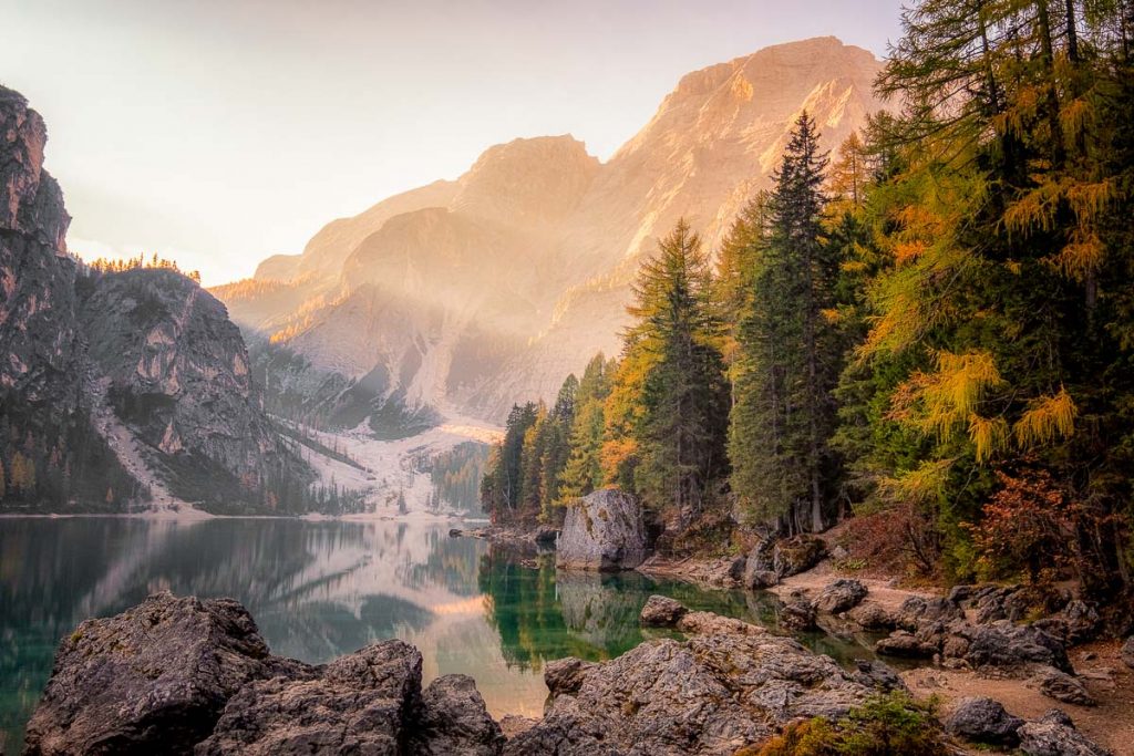 Lago di Braies autumn 2