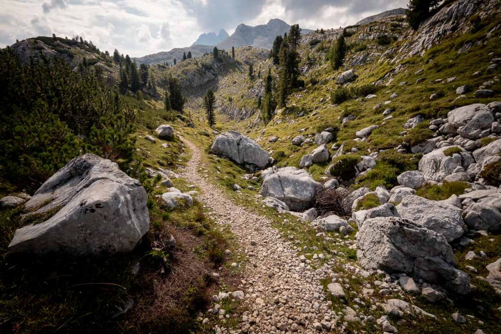 8-Step Guide For A Stress-Free Visit To Lago Di Braies In The Italian Dolomites 13 Lago Di Braies Malga rossalm ponticello 1