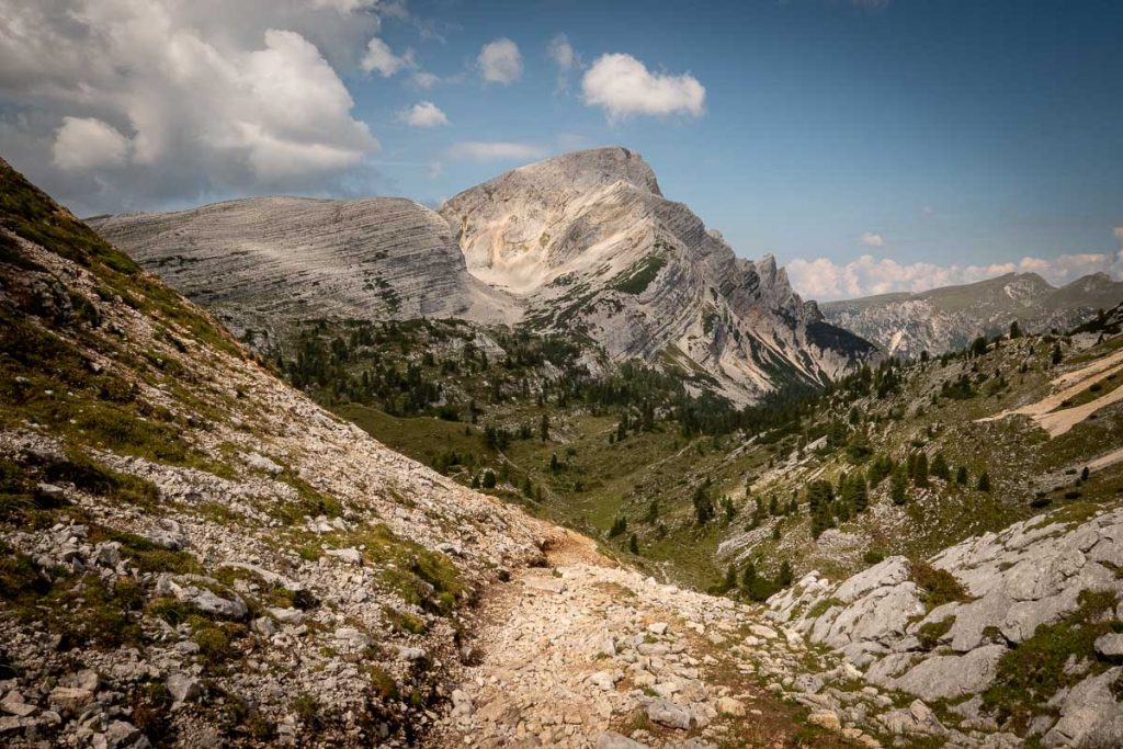 8-Step Guide For A Stress-Free Visit To Lago Di Braies In The Italian Dolomites 14 Lago Di Braies Malga rossalm ponticello 2