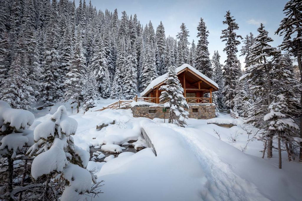 25 Photos That Prove Alberta Is A Winter Wonderland 10 Lake Agnes Winter Hike 16