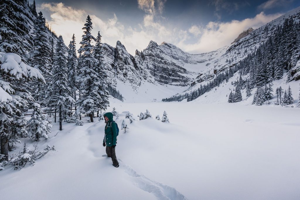 25 Photos That Prove Alberta Is A Winter Wonderland 15 Lake Agnes Winter Hike 19