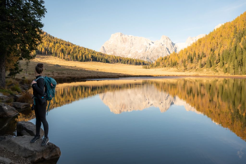 12 Beautiful Fall Photography Locations In The Italian Dolomites 18 Lake Calaita 1