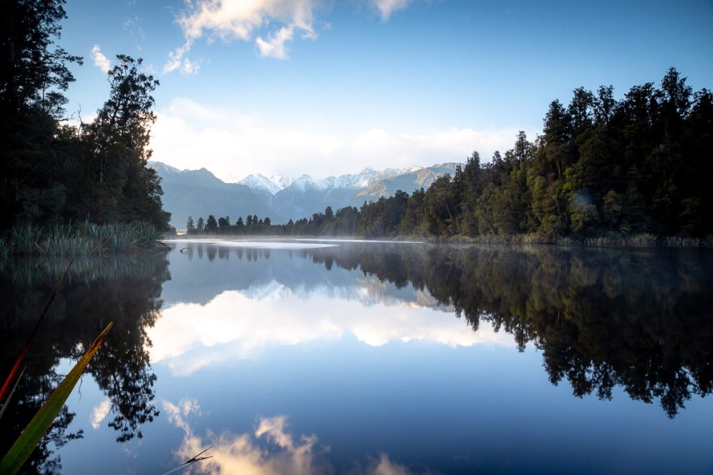 18 Most Photogenic Places on The South Island of New Zealand 10 Lake Matheson 2