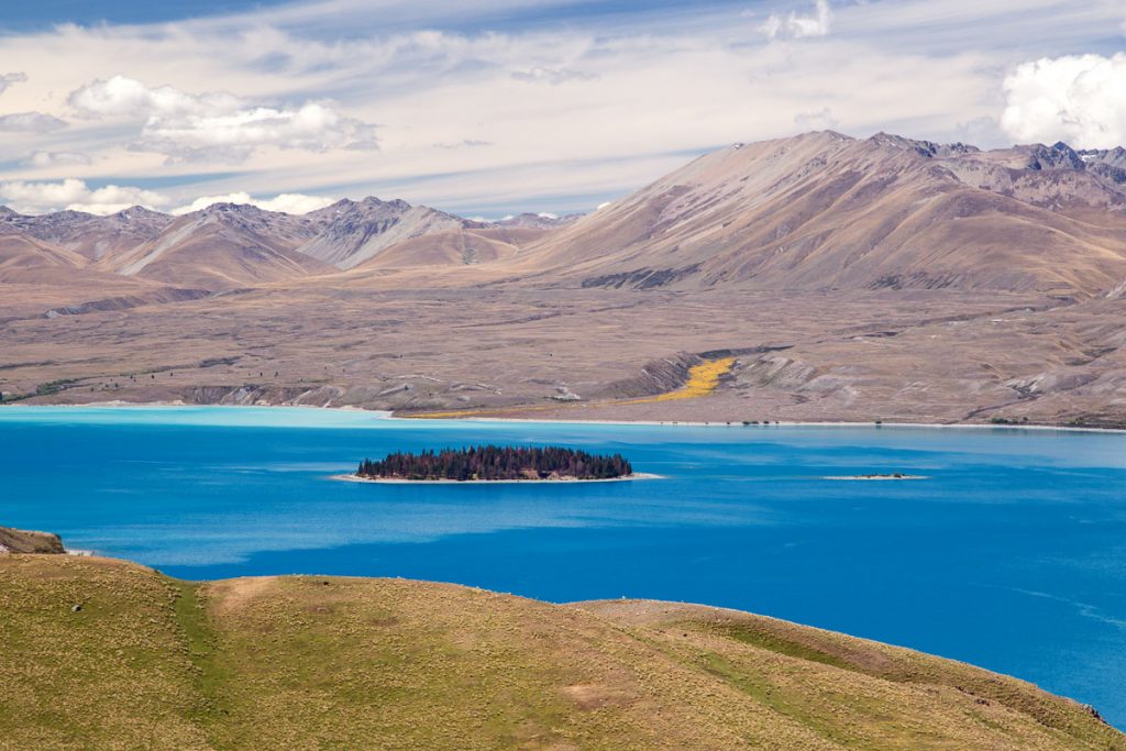 New Zealand's North and South Island: Two Week Self Drive Road Trip Itinerary 29 Lake Tekapo 7