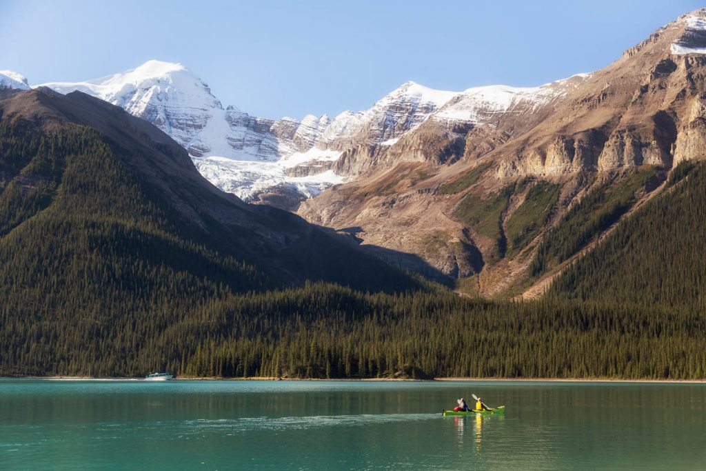 Maligne Lake Jasper National Park 12