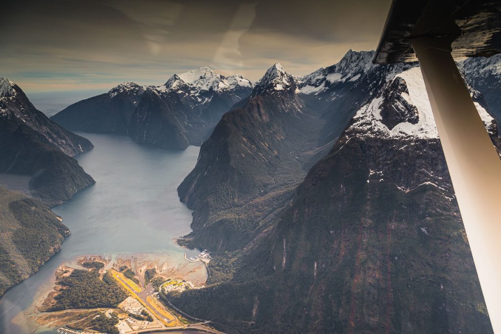 Milford Sound Flight 95