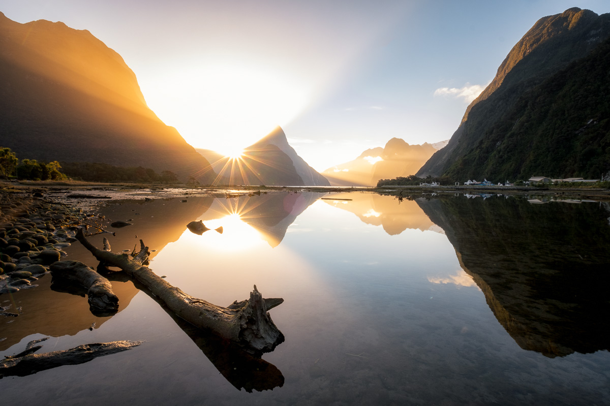 Milford Sound Sun Beams