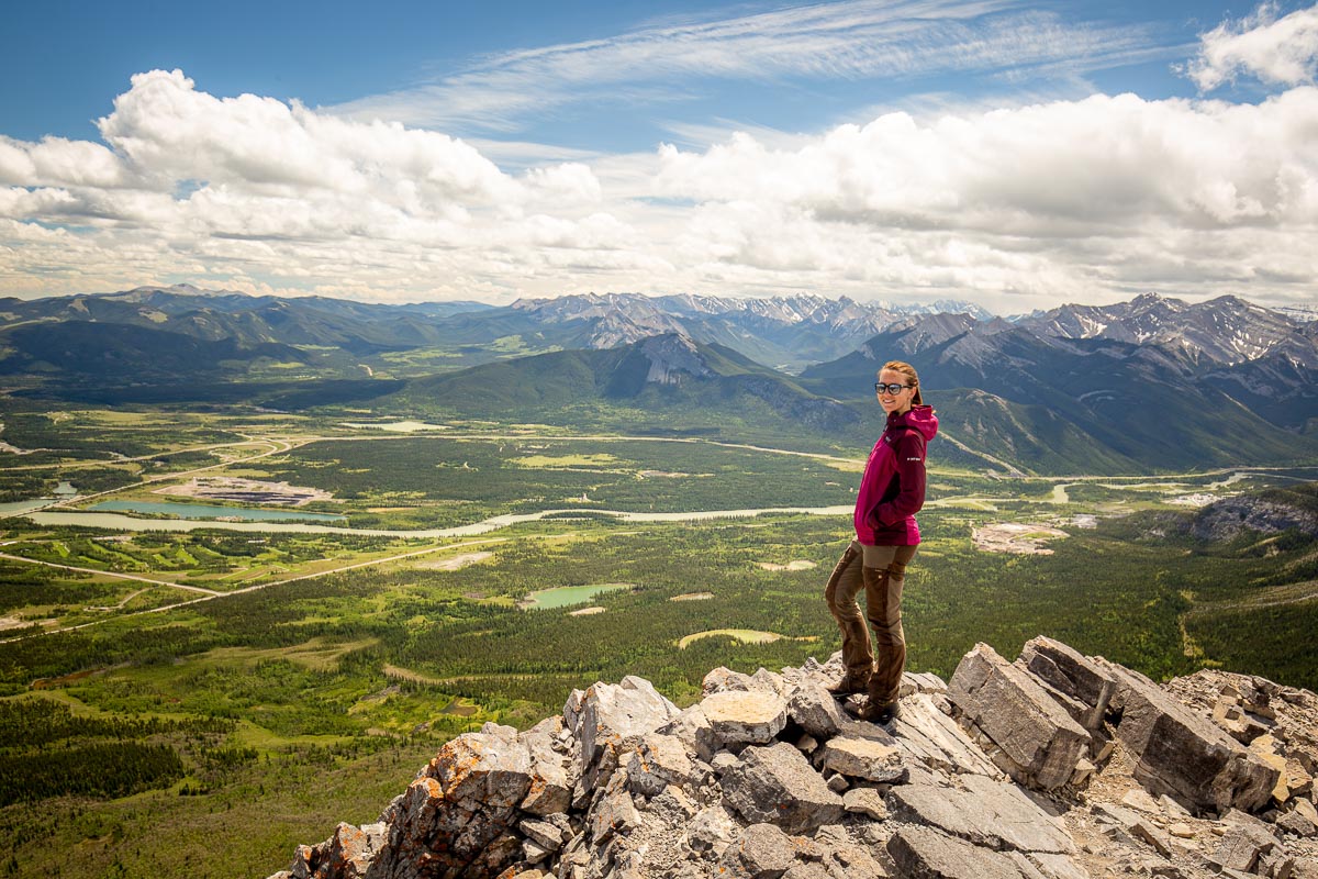 14 Day Hikes with Jaw-Dropping Views in Canmore and Kananaskis Country 23 Mount Yamnuska 5