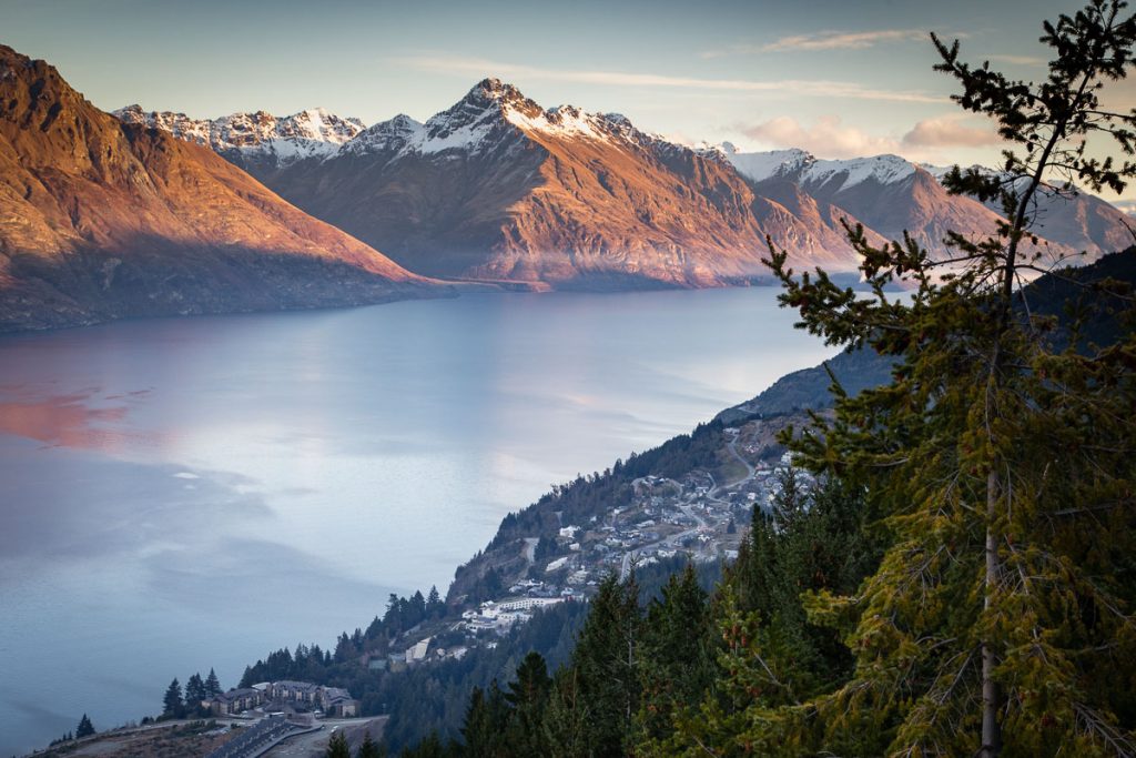 10 Awesome Photography Spots in Queenstown 7 Queenstown Bobs Peak Sunset 1