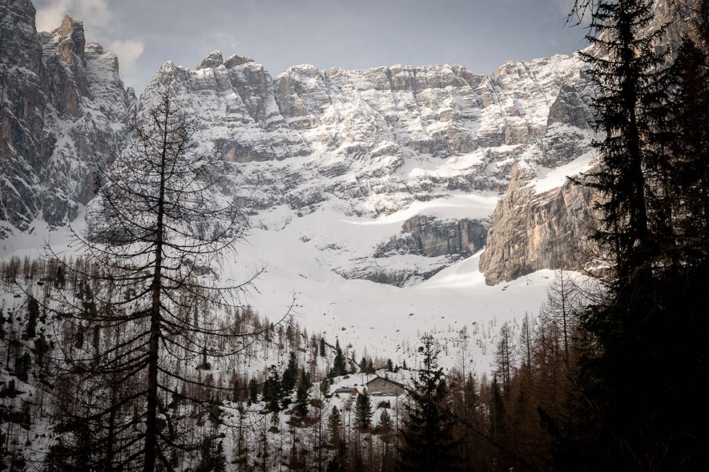 12-Step Guide To Lake Sorapiss Hike In The Italian Dolomites 13 Rifugio Vandelli