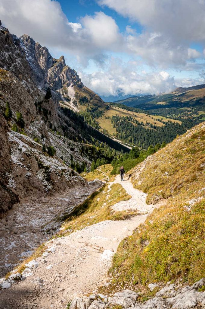 Sass De Putia Circuit. Approaching Forcella Del Putia