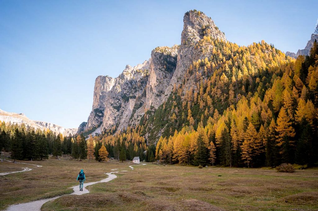 The Perfect 7-10 Day Hiking Road Trip Itinerary Across The Italian Dolomites For Autumn Lovers 28 Vallunga 1